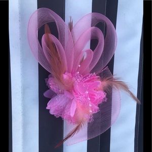 Kentucky Derby Pink Flower & Feather Fascinator